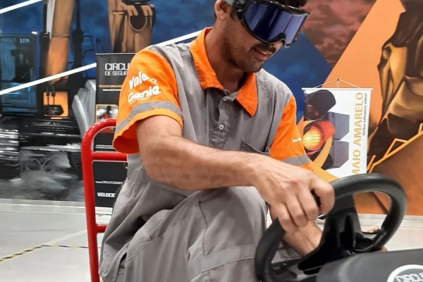 circuito-de-seguranca-atividades-com-oculos-simulador-de-sonolencia-para-sipat062A2734-2A2D-7DD3-AAC5-BAB0BA97000D.jpg
